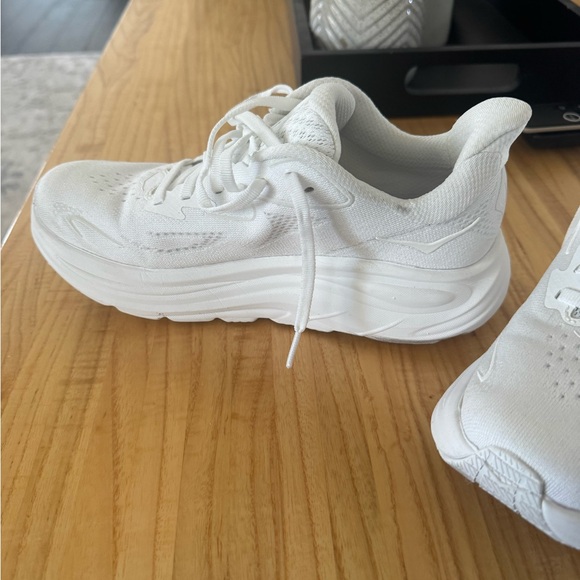 HOKA All-White Clifton 10 - Picture 3 of 8